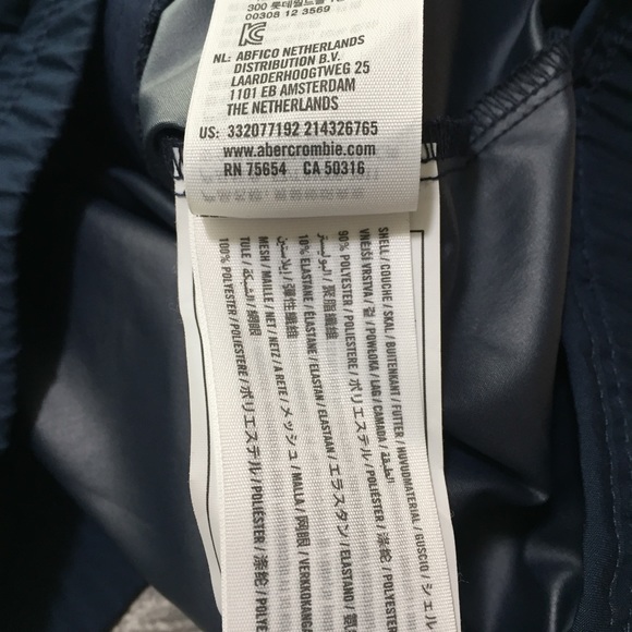 Hollister Epic Flex Color Block Windbreaker Jacket Men’s S Red Blue White - Picture 8 of 8